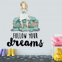 Vinile decorativo frase inglese follow your dreams